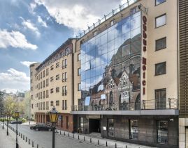 Hotel Qubus